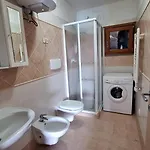 Con Terrazzo Vista Piscina Appartement Aprilia Marittima